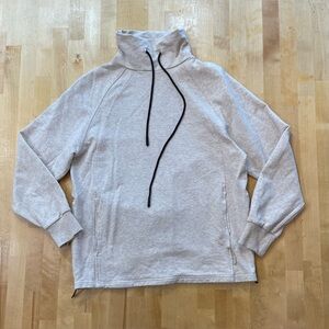 Varley Atlas Light Gray Turtleneck Sand Sweatshirt